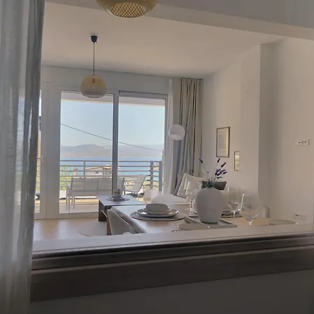 Апартаменты Seaview Serenity Luxurious *