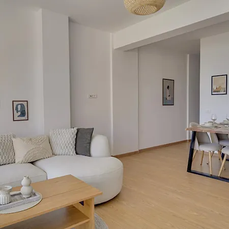 Seaview Serenity Luxurious Толон