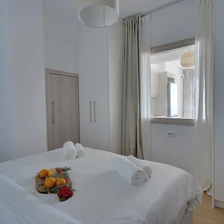 Seaview Serenity Luxurious Толон