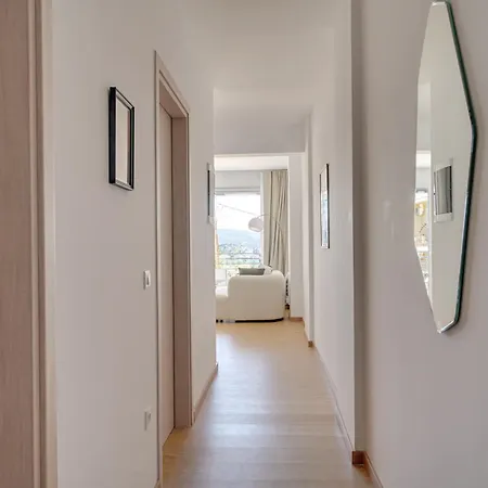 Seaview Serenity Luxurious * Толон
