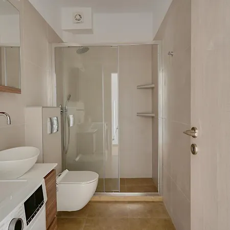 Seaview Serenity Luxurious Апартаменты Толон
